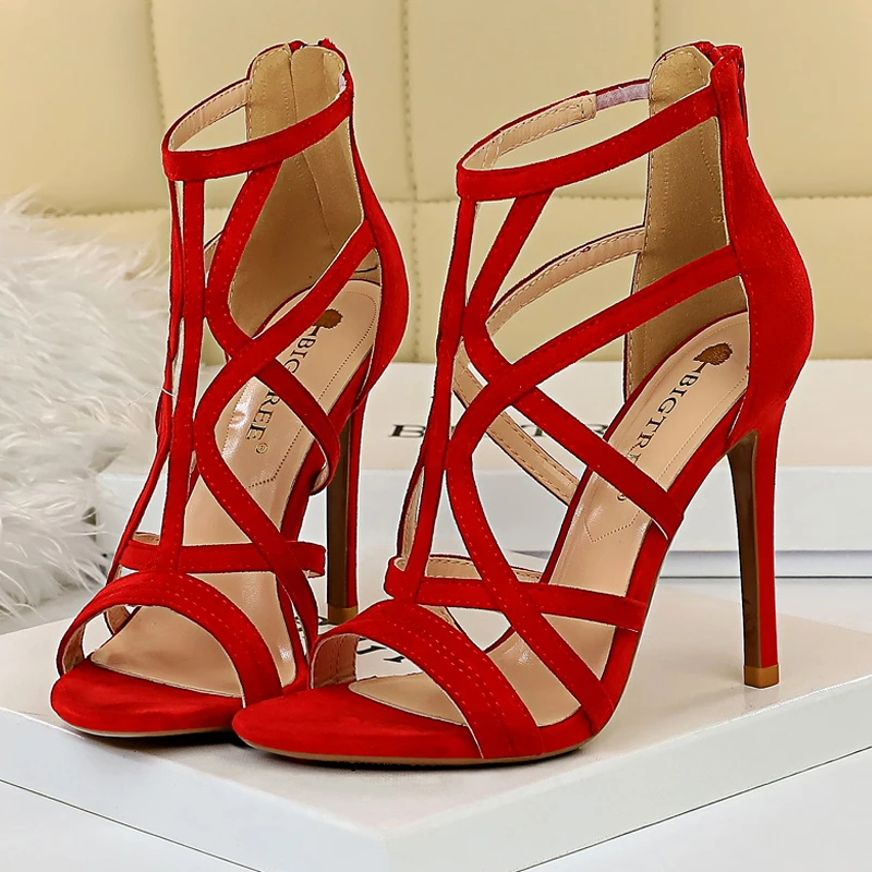 Scarpin de Salto Fino "BIGTREE" - Imagem 4