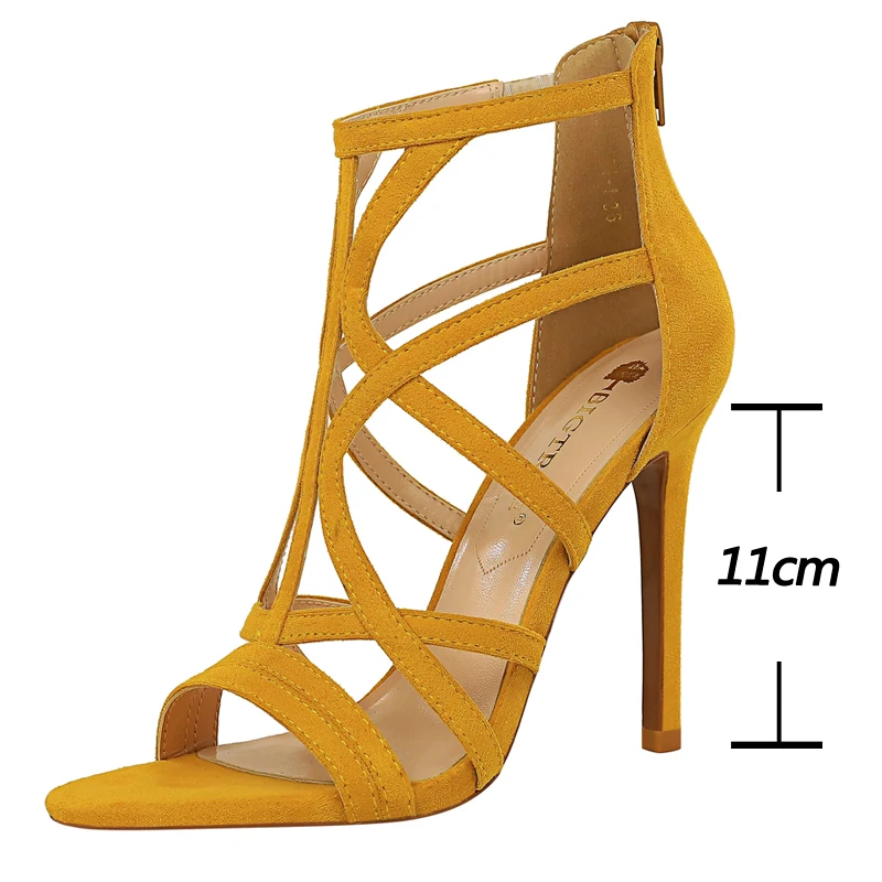 Scarpin de Salto Fino "BIGTREE" - Imagem 6
