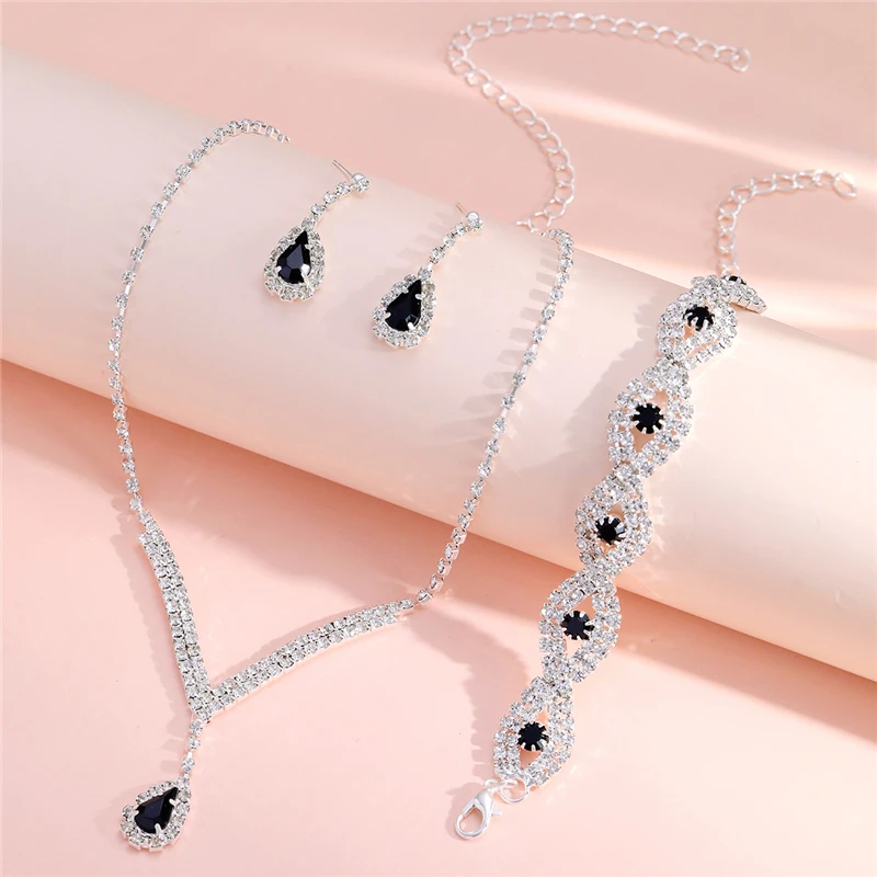 Conjunto com Cristais Negros e Brilhantes - Imagem 4