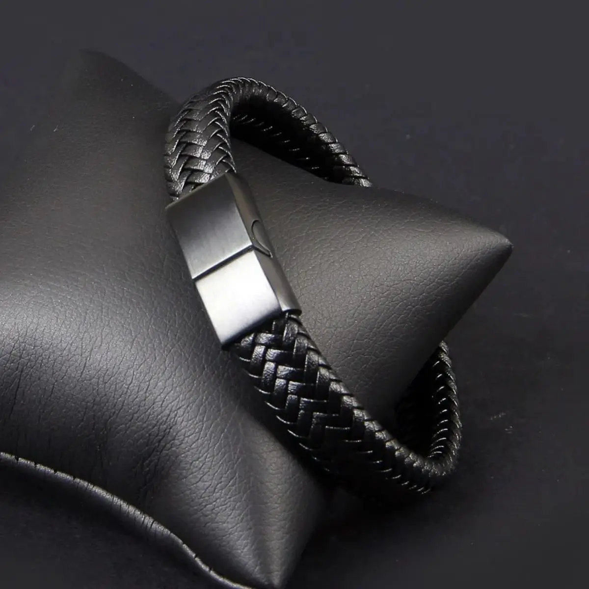 Pulseira de Couro Masculina "Simple" - Imagem 4