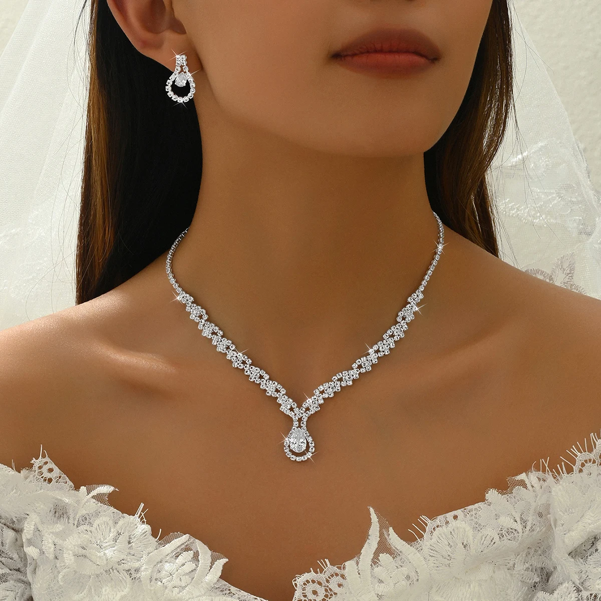 Gota de Zircónio - Colar, Brincos e Pulseira - Imagem 6