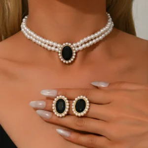 Conjunto de Joias Vintage com Pérolas e Acrílico