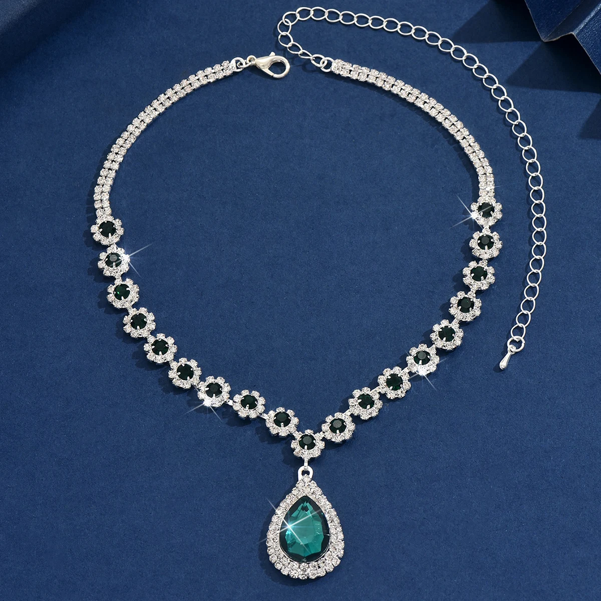 Colar Pingente de Gota d'Água - Imagem 4