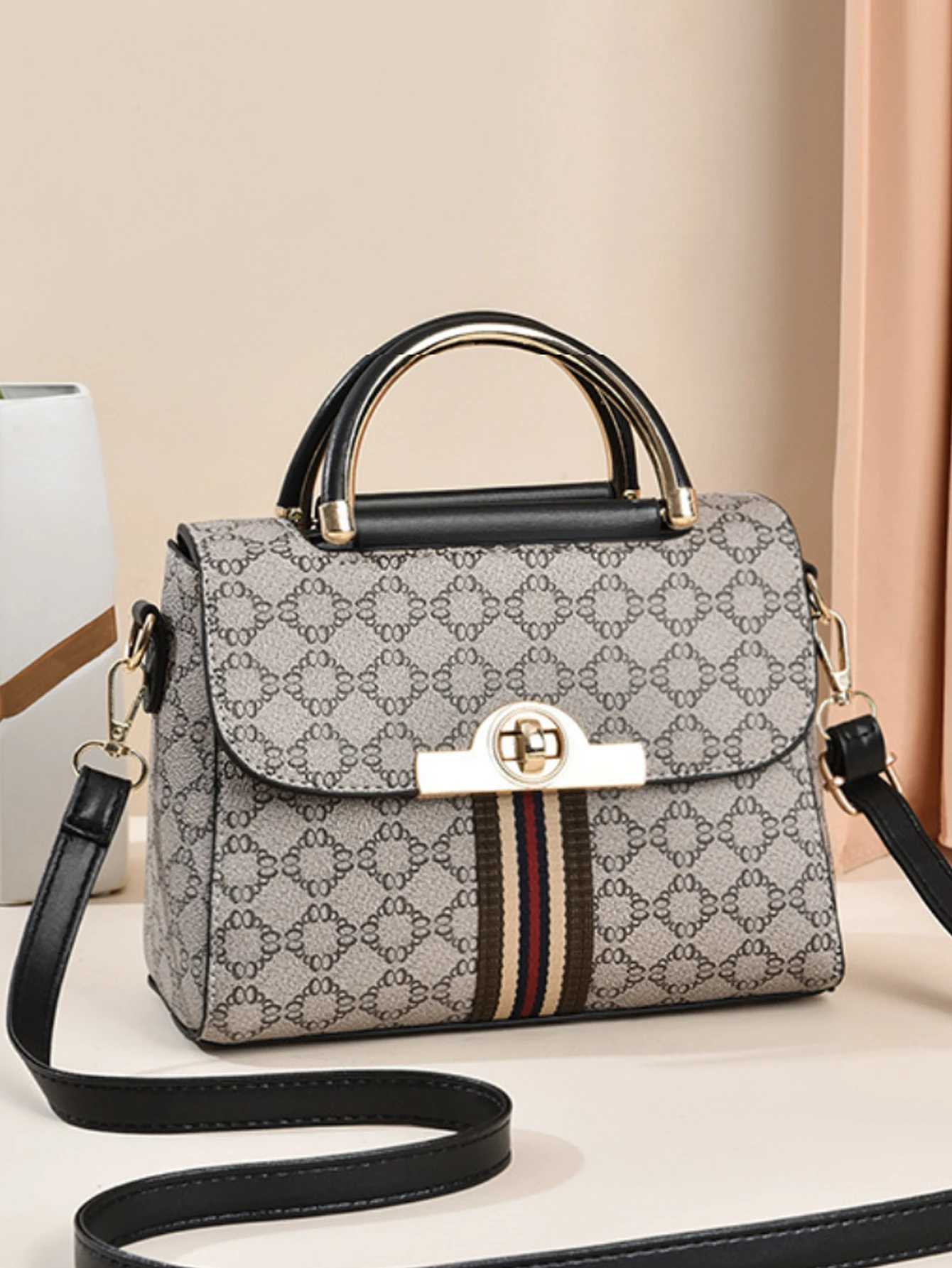 Bolsa Floral Elegance