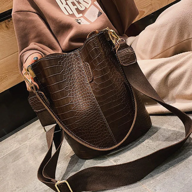 Stilo Croco Bucket - Imagem 3
